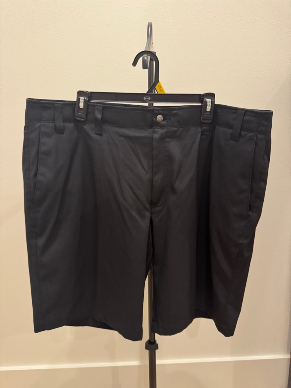 Callaway Men's Black Flat Front Golf Shorts